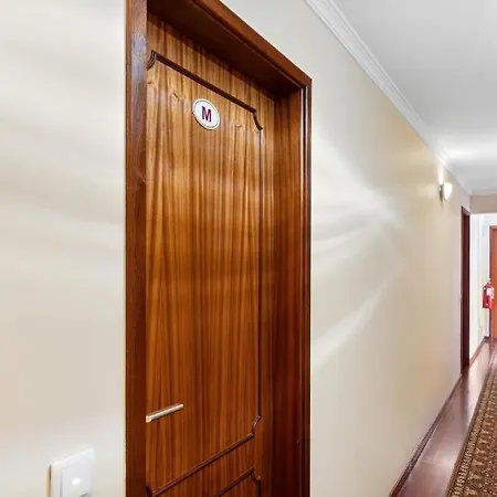 - M Апартаменты Рибейра-Брава